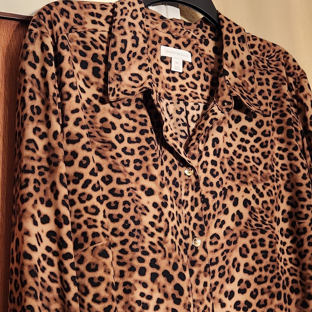XXL Charter Club animal print button front shirt with rool tab sleeves like new - Picture 10 of 10